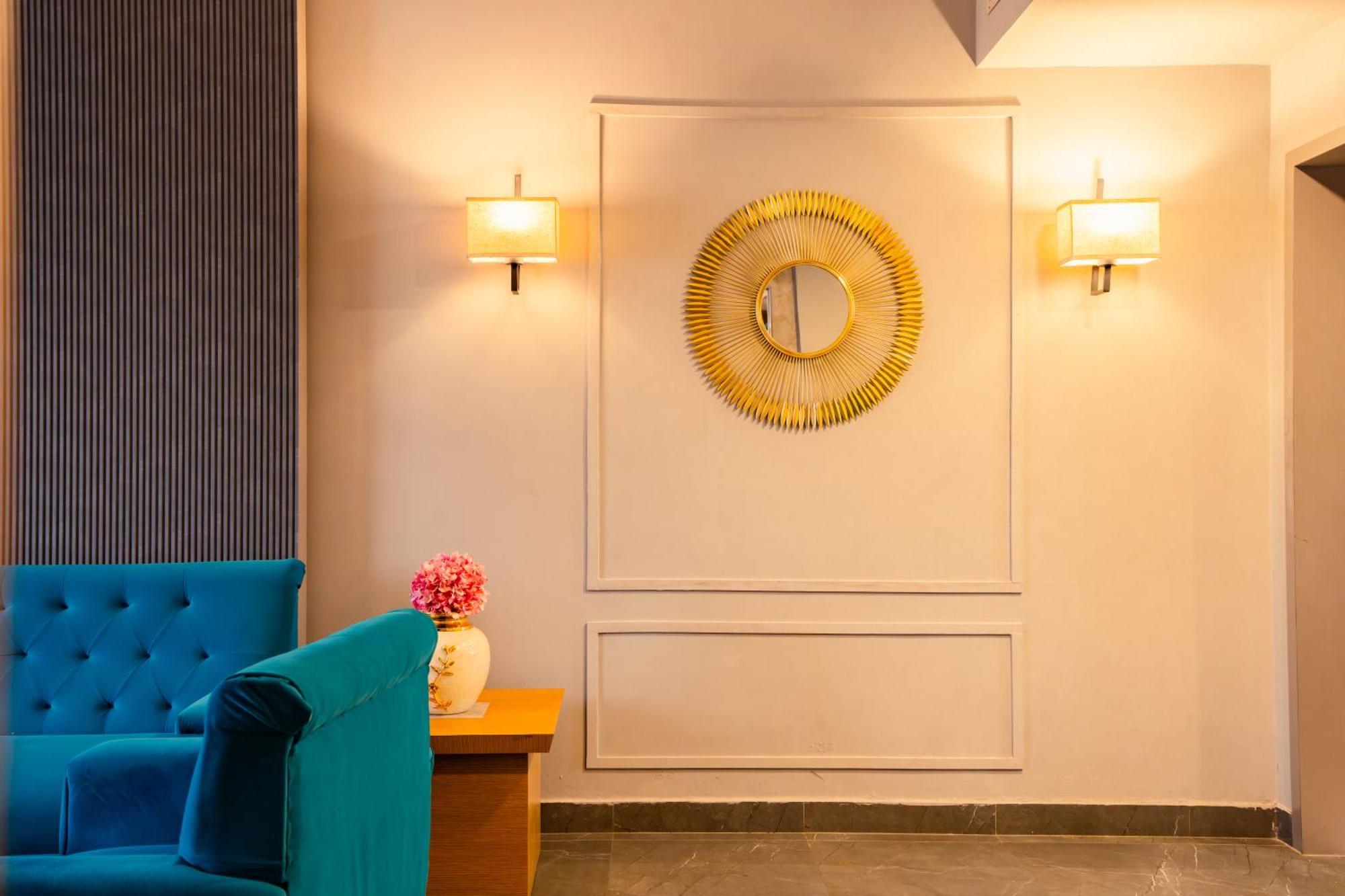 Hotel Pal Heights Бхубанешвар Екстериор снимка